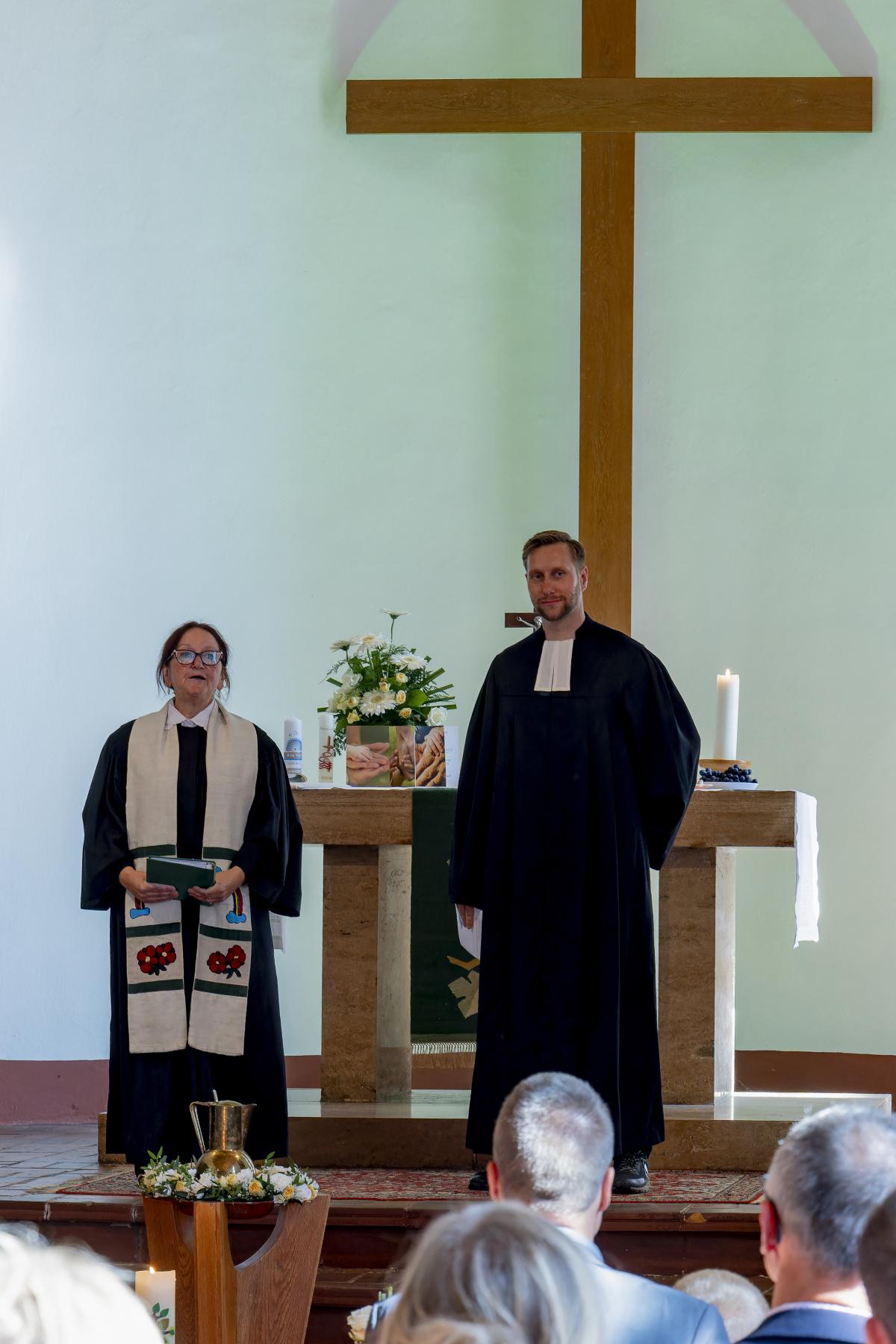 Festgottesdienst EL-RÖ Angelika & Sven | Foto: Saskia Bugajowa Festgottesdienst EL-RÖ Angelika & Sven | Foto: Saskia Bugajowa