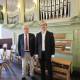 Werner Mlasowsky und Ronny Hendel brachten die Orgel zum Klingen.  S. Bugai